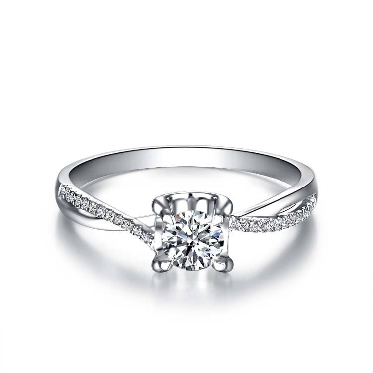 Twist Single Row Micro-Pavé Tiger Claw setting Diamond Engagement Ring