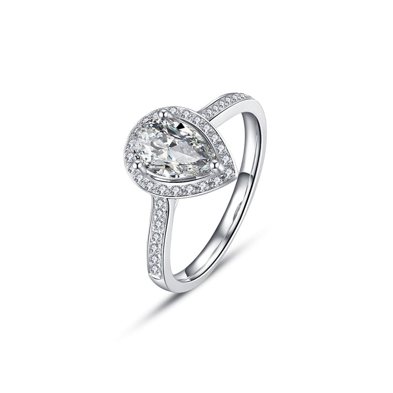 Classic Pear-Shaped Diamond Halo Setting Engagement Ring