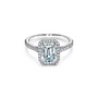 Classic Emerald-Shaped Diamond Halo Setting Engagement Ring